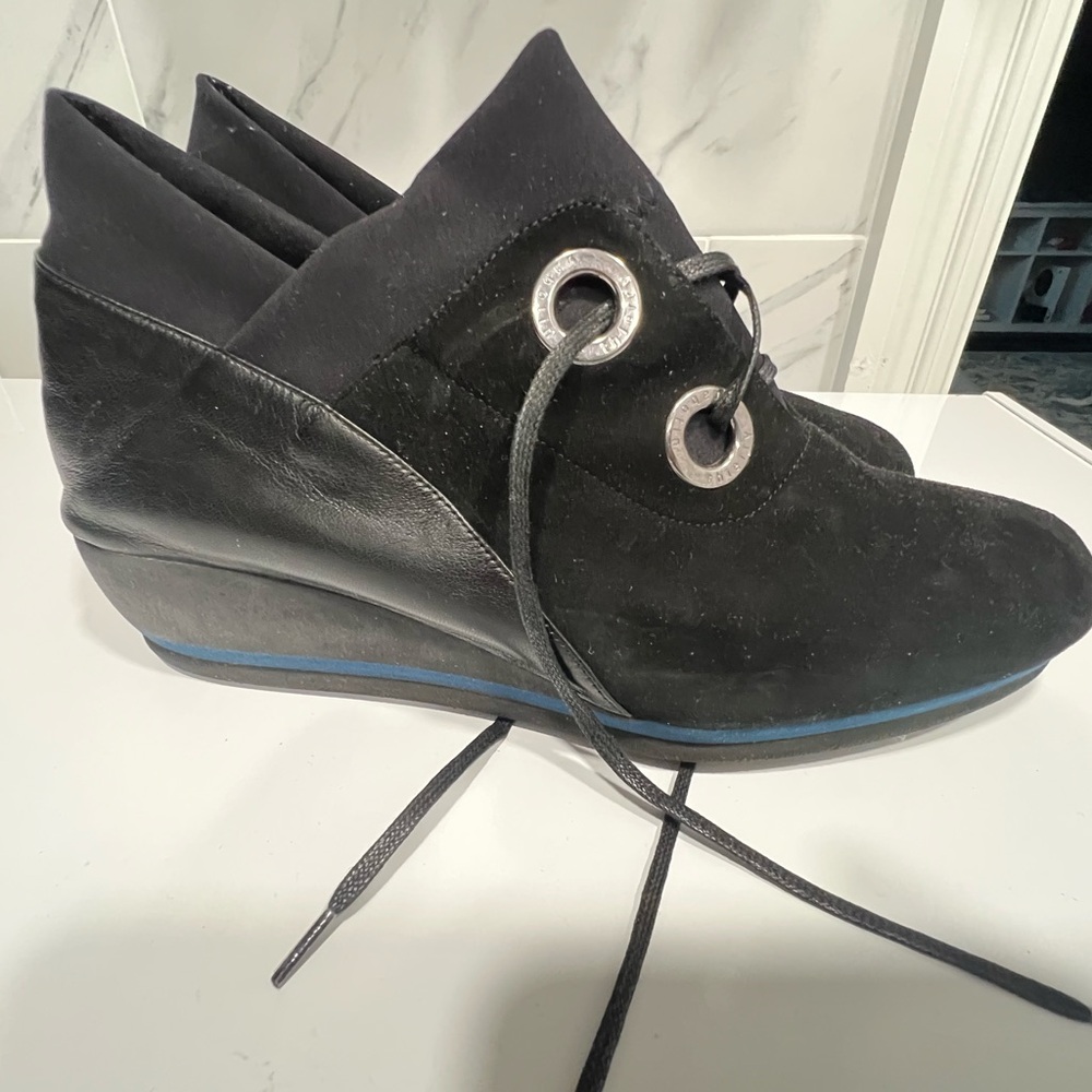 Thierry Rabotin Stylish Black Wedge Shoes